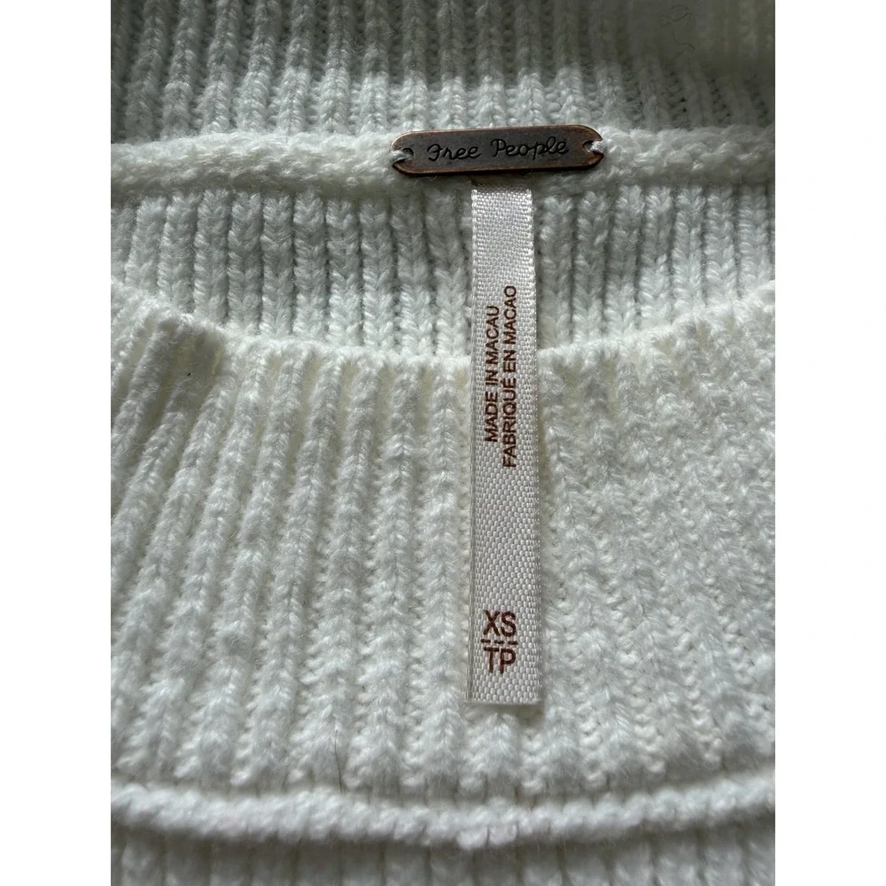 Free People Mock Neck Sweater Sz XS Dolman Festival Oversized Slouchy Rib Knit